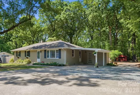 2522 Doster Rd, Monroe, NC 28112