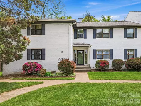 615 Biltmore F1 Ave #F1, Asheville, NC 28803