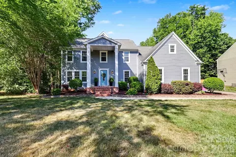 12227 Provincetowne Dr, Charlotte, NC 28277