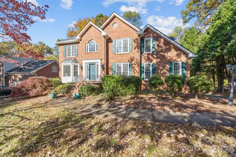 280 Birchridge Dr, Kernersville, NC 27284