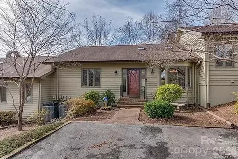 2 Hunting Country Trl, Tryon, NC 28782