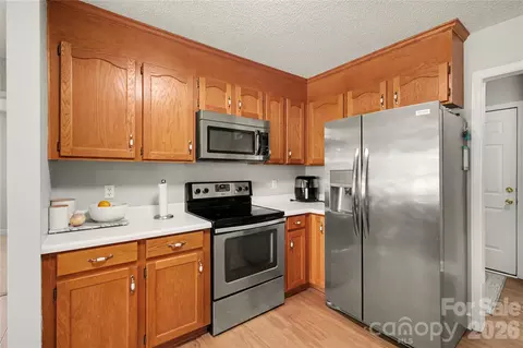 Kitchen - 309 Foxcress Dr, Salisbury, NC 28147 photo 3 of 3