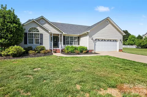 Exterior - 309 Foxcress Dr, Salisbury, NC 28147 photo 1 of 9