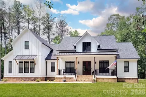 1106 Reba Ln, Kannapolis, NC 28083