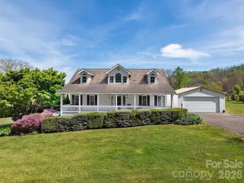 44 Tibi Ln, Waynesville, NC 28785