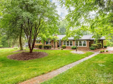 8536 Circle Dr, Mount Pleasant, NC 28124 photo 5
