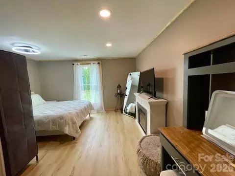 Bedroom - 755 Depriest Rd, Bostic, NC 28018 photo 4 of 6