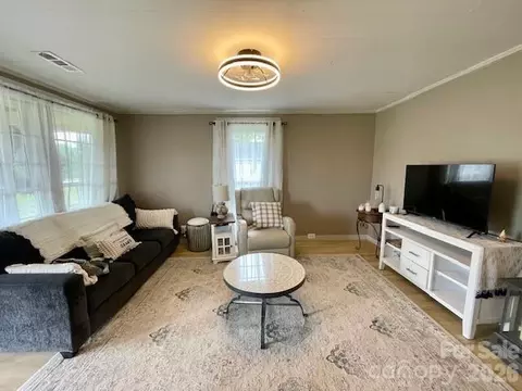 Living - 755 Depriest Rd, Bostic, NC 28018 photo 1 of 2