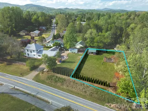 Triple B Terrace #B, Brevard, NC 28712