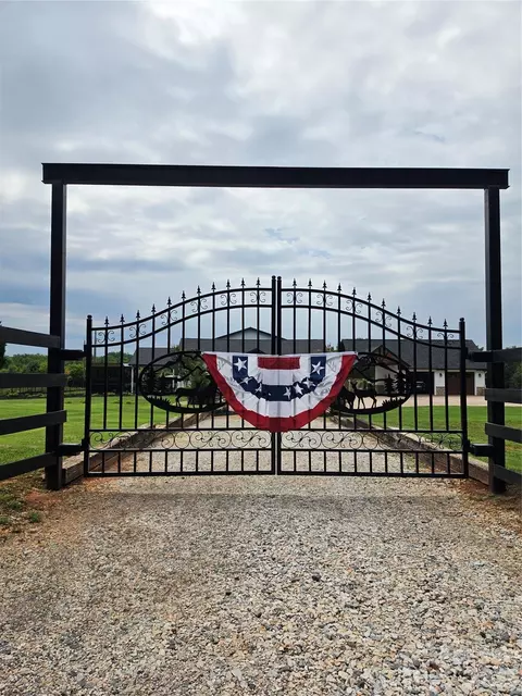 1830 Dulin Rd, Clover, SC 29710