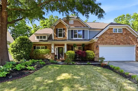 5009 Magna Ln, Indian Trail, NC 28079