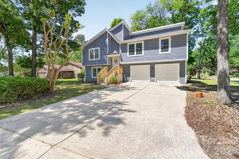 10730 Coachman Cir, Charlotte, NC 28277