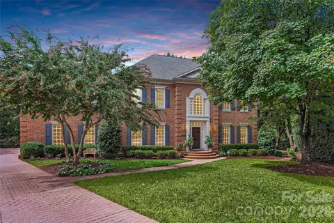 2560 Morrocroft Ln, Charlotte, NC 28211