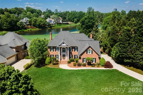 15709 Ballantyne Country Club Dr, Charlotte, NC 28277