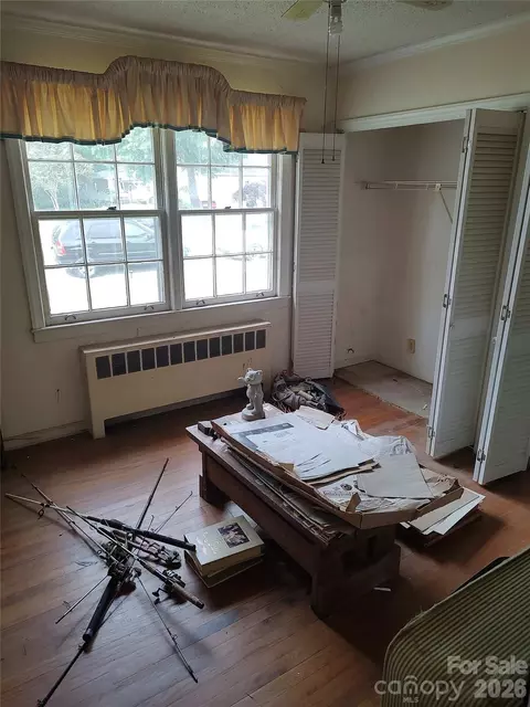 Bedroom - 1400 Roslyn Dr, Burlington, NC 27215 photo 1 of 4