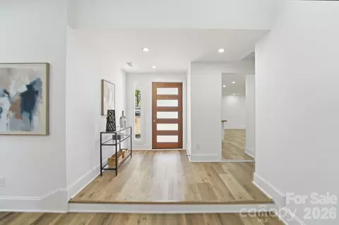 4706 Cricklewood Ln, Charlotte, NC 28212