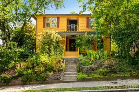 3 Woodlawn Ave, Asheville, NC 28801