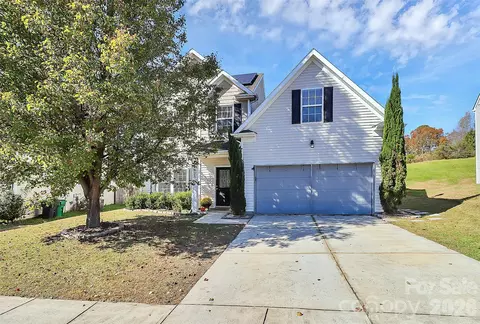 7923 Mossycup Dr, Charlotte, NC 28215