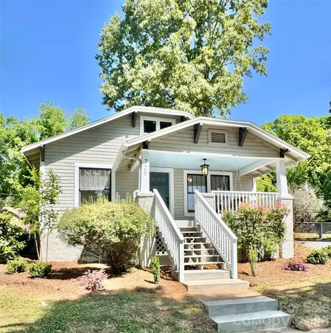729 E Front St, Statesville, NC 28677