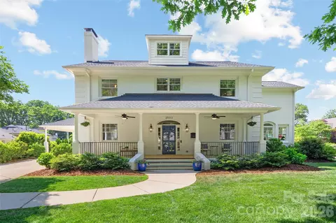 2500 Oxford Pl, Charlotte, NC 28207