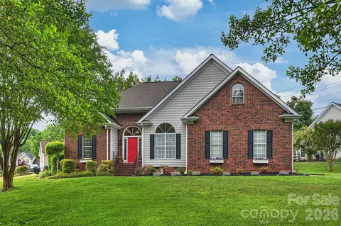 13827 Lymington Ct, Mint Hill, NC 28227