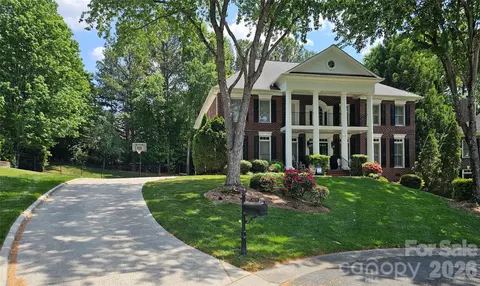 16219 Millsford Ct, Charlotte, NC 28277