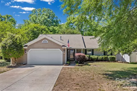 12103 Wagon Wheel Ct, Charlotte, NC 28277
