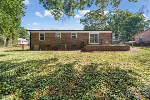 Exterior - 502 E Geroid St, Salisbury, NC 28144 photo 7 of 7