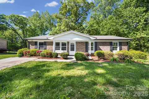 502 E Geroid St, Salisbury, NC 28144