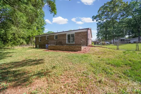 Exterior - 502 E Geroid St, Salisbury, NC 28144 photo 6 of 7