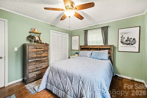 Bedroom - 847 E Chestnut St, Stanley, NC 28164 photo 2 of 4