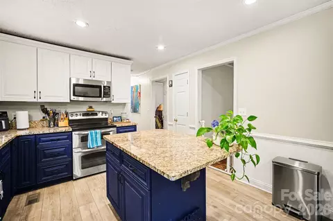 Kitchen - 847 E Chestnut St, Stanley, NC 28164 photo 1 of 3