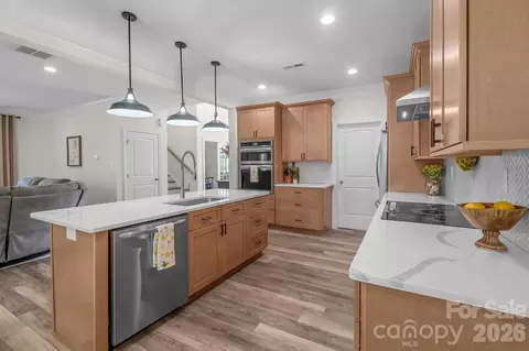Kitchen - 5120 Pond Bluff Dr, Monroe, NC 28112 photo 3 of 4