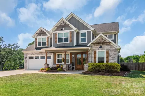 Exterior - 5120 Pond Bluff Dr, Monroe, NC 28112 photo 4 of 12