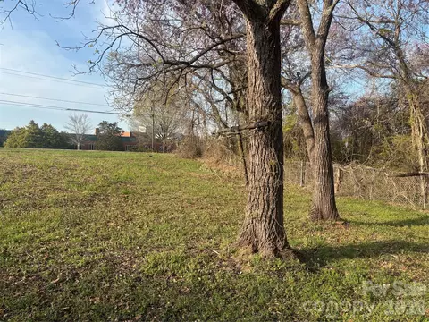 5432 Braxton Craven Rd, Trinity, NC 27370 photo 3