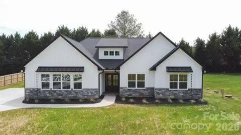 520 Allen Way, Indian Trail, NC 28079