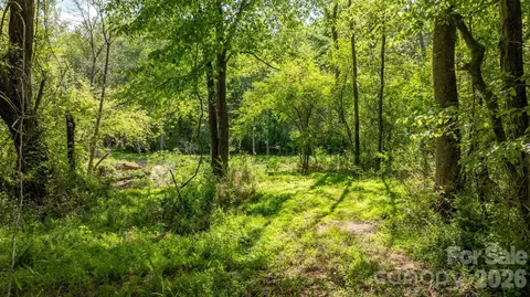 256 Long Leaf Pine Dr, Hiddenite, NC 28636 photo 9