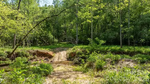 256 Long Leaf Pine Dr, Hiddenite, NC 28636 photo 7