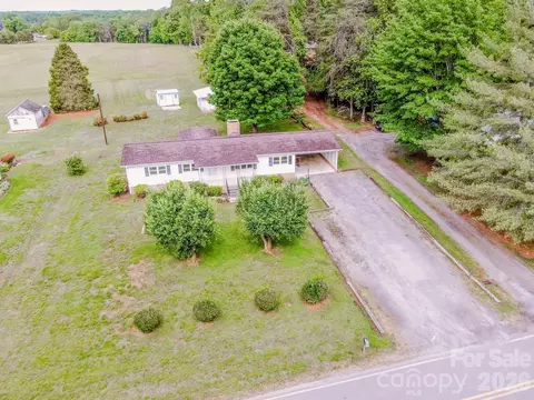 431 Cooper Farm Rd, Statesville, NC 28625