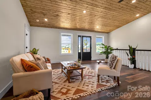 Living - 33 Pilgrims Path Ln, Alexander, NC 28701 photo 2 of 3