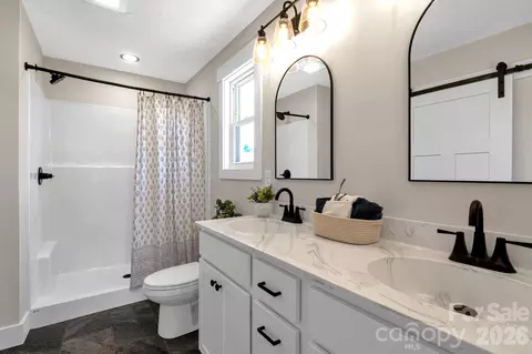 Bath - 33 Pilgrims Path Ln, Alexander, NC 28701 photo 2 of 3