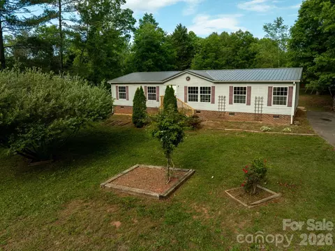 4137 Alderbrook Ct, Lenoir, NC 28645