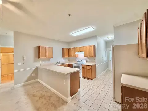 Kitchen - 21230 Hickory St, Cornelius, NC 28031 photo 1 of 3
