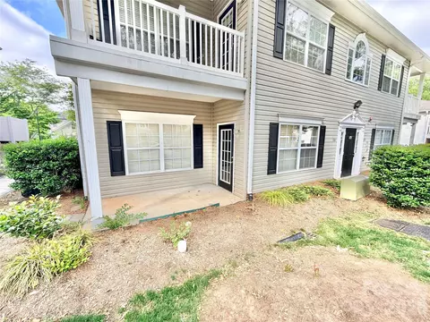 Exterior - 21230 Hickory St, Cornelius, NC 28031 photo 2 of 4