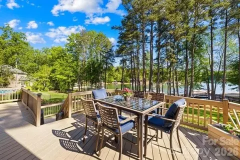 Exterior - 4292 Silver Eagle Ct, Denver, NC 28037 photo 3 of 6