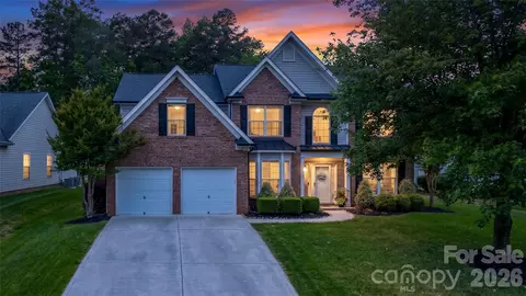 16027 Grafham Cir, Huntersville, NC 28078