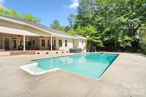 Exterior - 411 Chapman St, Chesterfield, SC 29709 photo 9 of 12