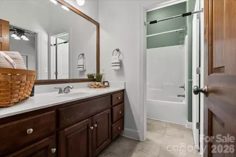 Bath - 411 Chapman St, Chesterfield, SC 29709 photo 4 of 5