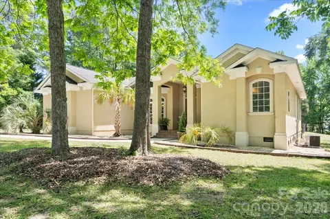 Exterior - 411 Chapman St, Chesterfield, SC 29709 photo 3 of 12