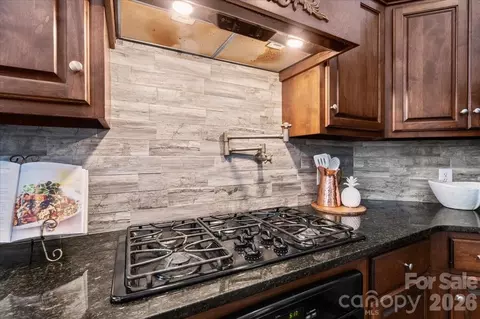 Kitchen - 411 Chapman St, Chesterfield, SC 29709 photo 4 of 6